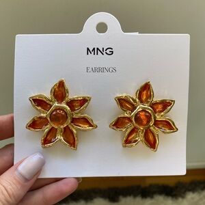 Mango Gold and Amber Flower Earrings